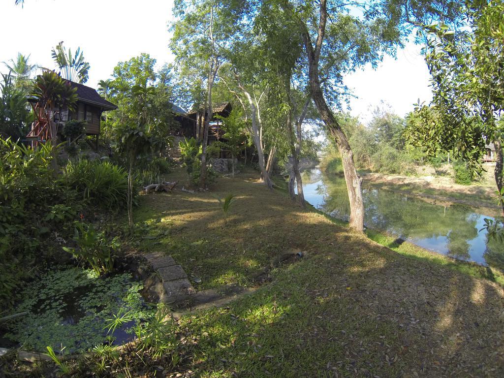 Riverside Ban Cho Lae Екстер'єр фото